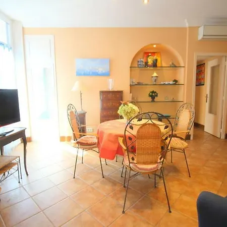 Agencia Rue D'antibes Канны